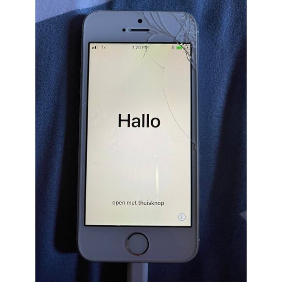Apple iPhone 5s - 16GB - Silver (Verizon) - GOOD CONDITION - Picture 8 of 9